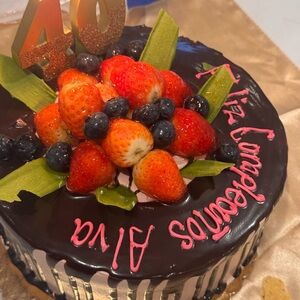 Meet your Posher, Alva